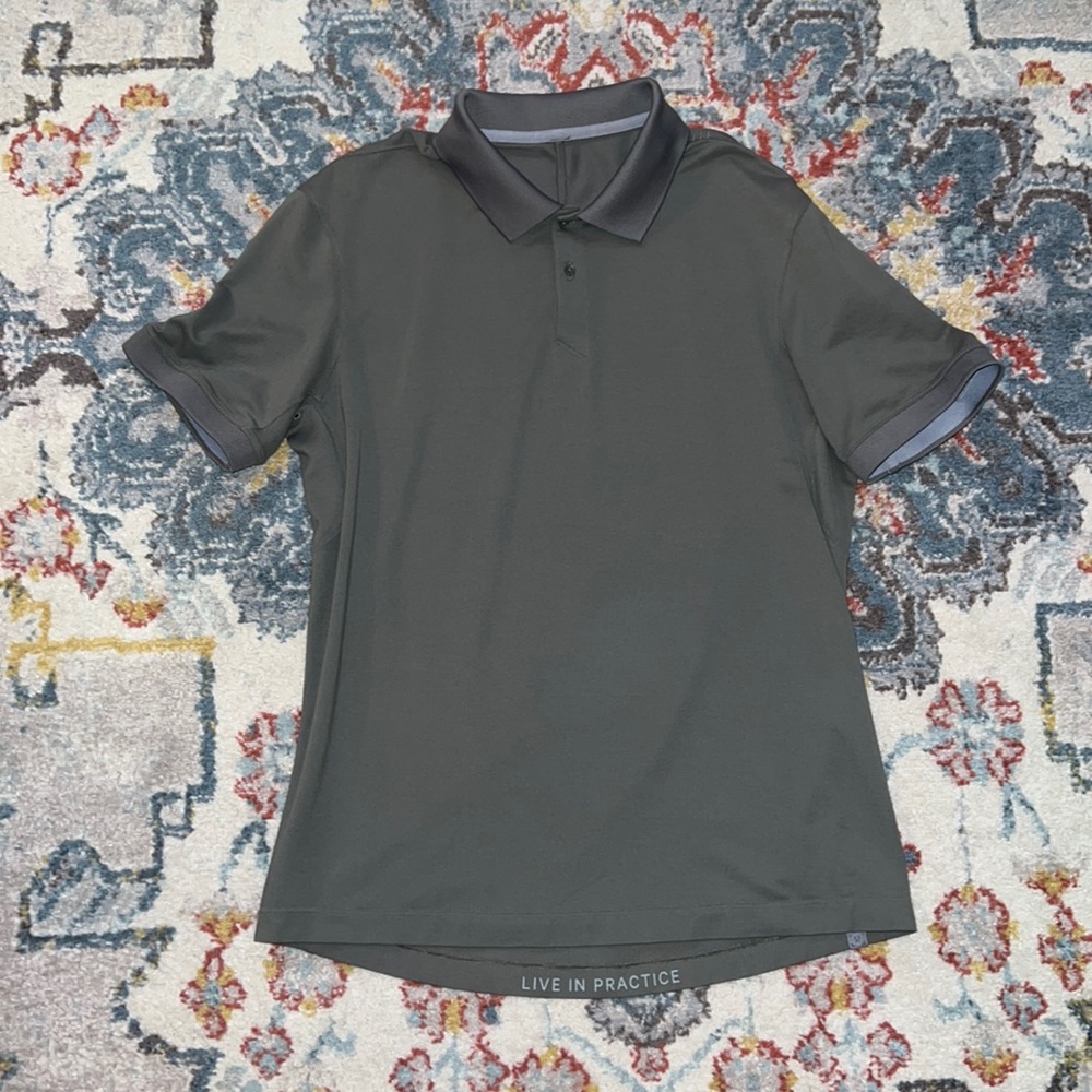 Lululemon Mens Evolution Polo. Green Sage.  Size Large.